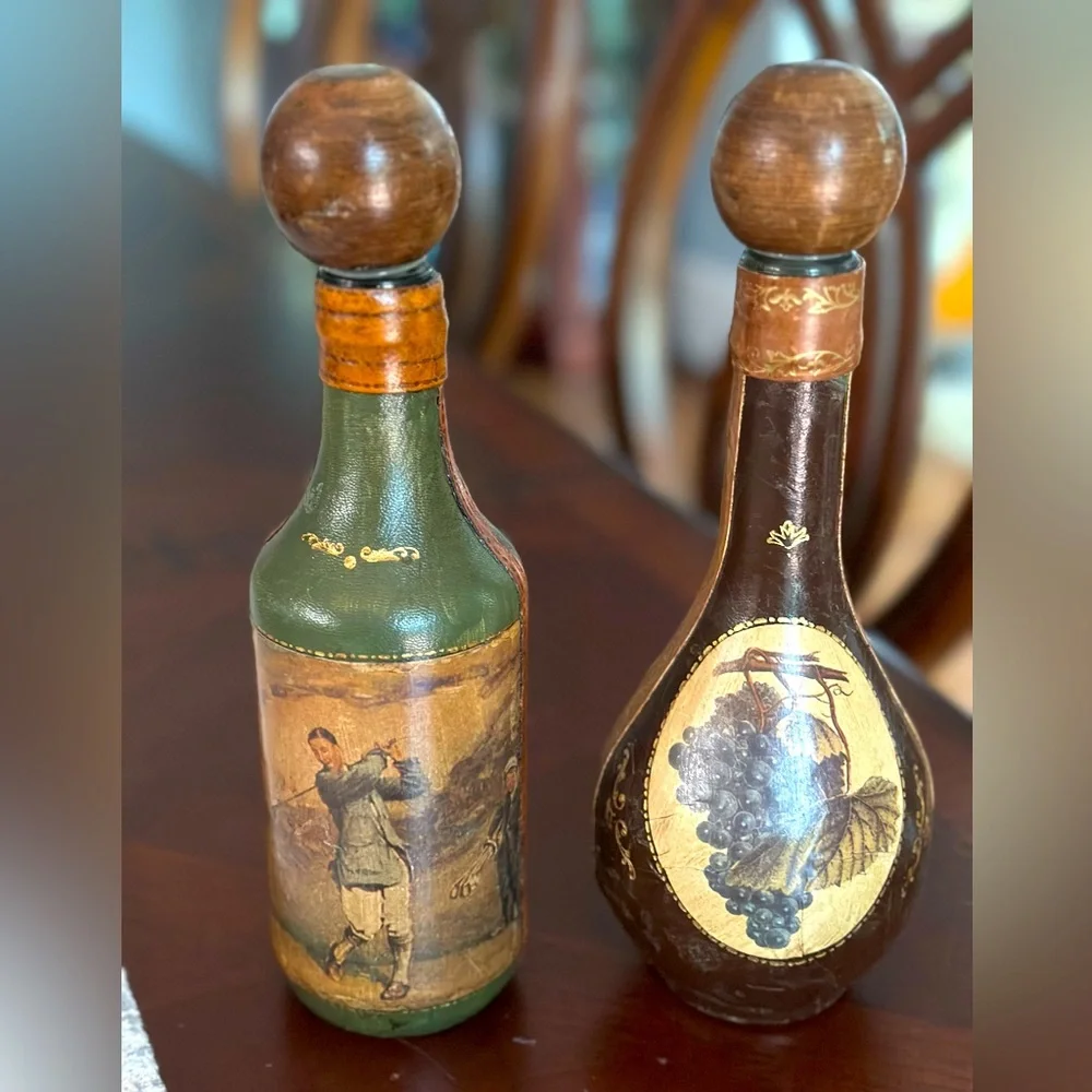 Vintage MCM Italian Leather Wrapped Wine/Liquor Decanter Bottle Very Rare
